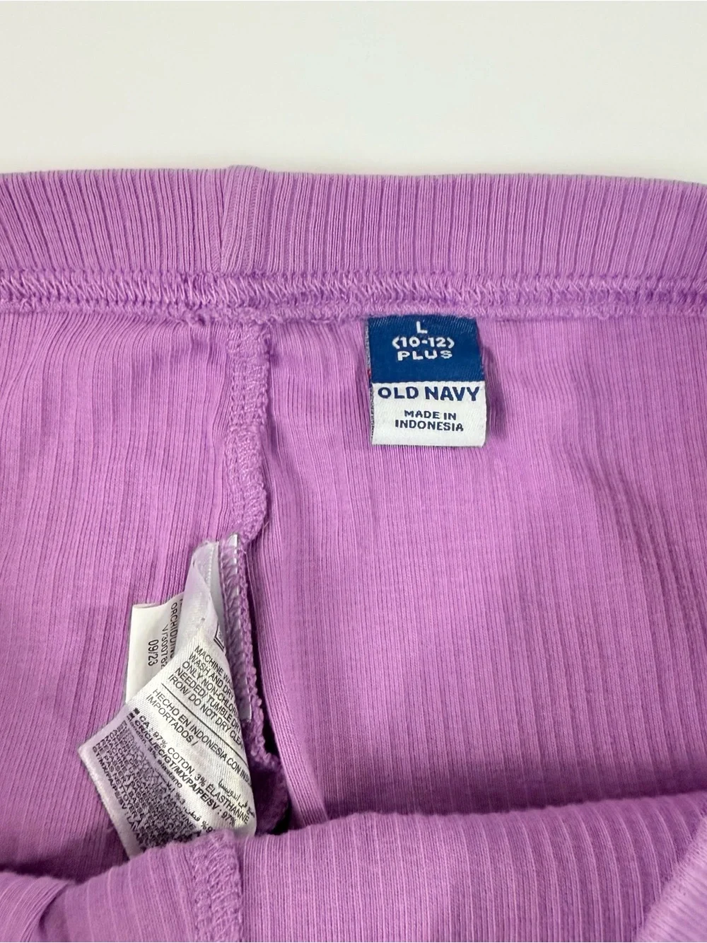 Old Navy ribbed leggings size L plus- great for wearing underneath dresses!